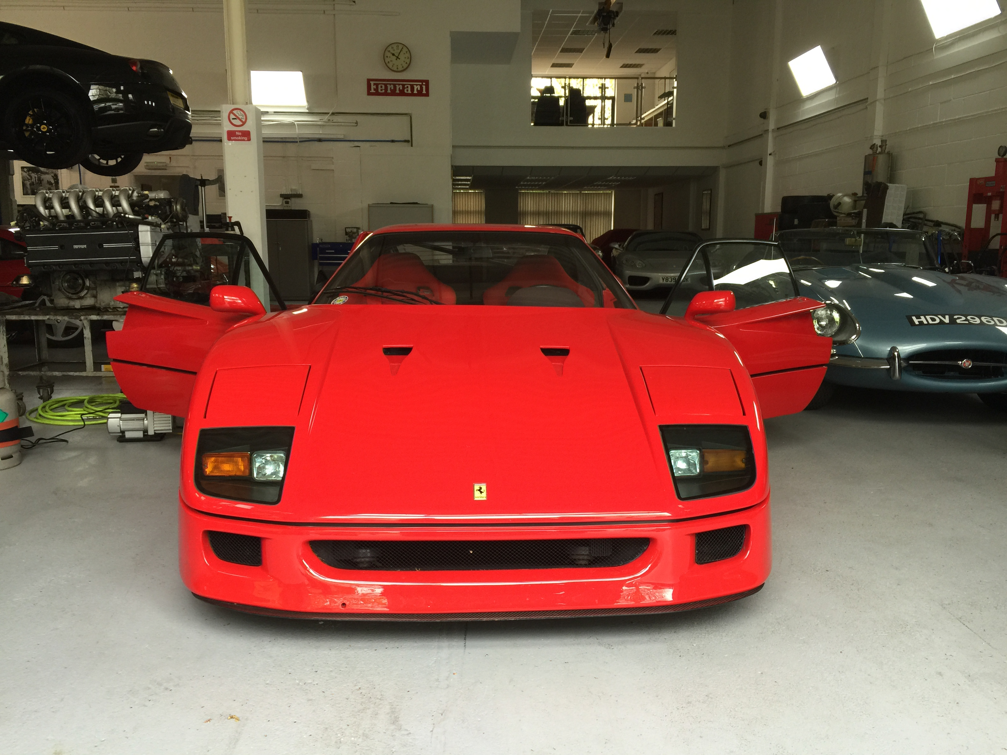 <Farrari F40>